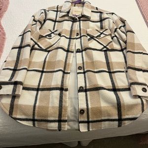 Thread and Supply large shacket - lined and size large